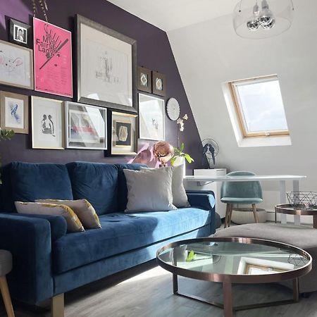 Bright And Homely 1 Bedroom Rooftop Apartment In The Marais In باريس المظهر الخارجي الصورة